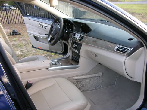 Used 2014 Mercedes-Benz E 350 Sedan image 11