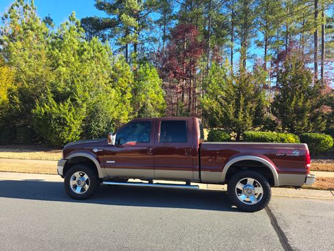 Used 2007 Ford F250 King Ranch image 1