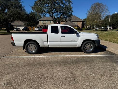 Used 2005 Toyota Tacoma 2WD Access Cab image 1