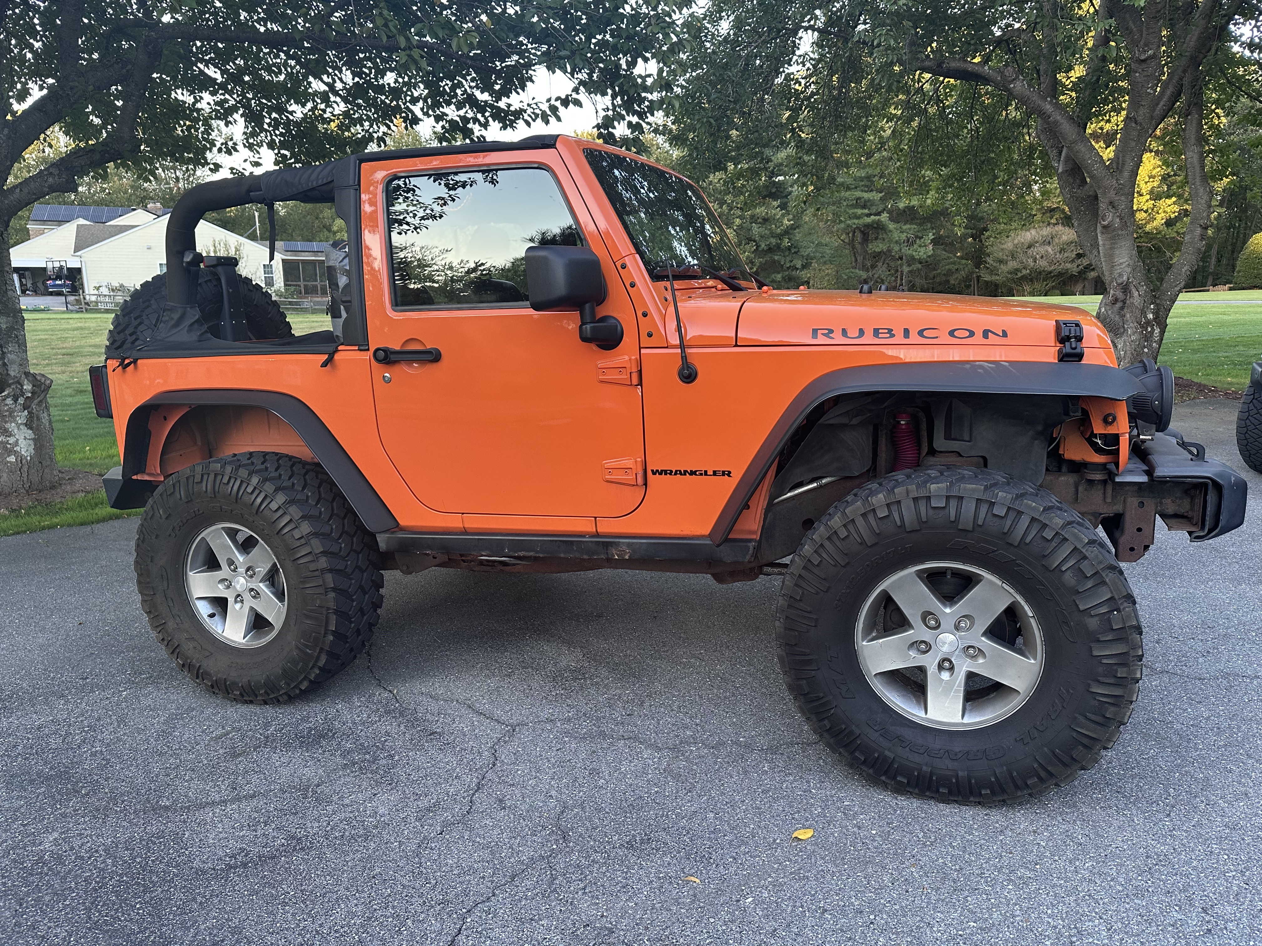 Used 2012 Jeep Wrangler Rubicon w/ Dual Top Group AWD/4WD image 5