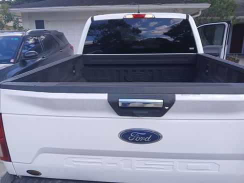 Used 2019 Ford F150 XLT w/ Equipment Group 302A Luxury image 4