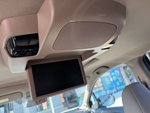 Used 2019 Honda Pilot Touring image 26