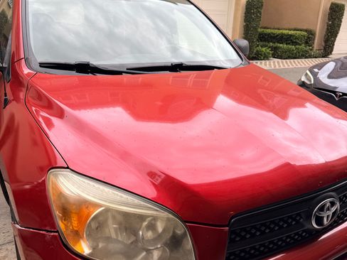 Used 2007 Toyota RAV4 2WD w/ 3rd Row image 4