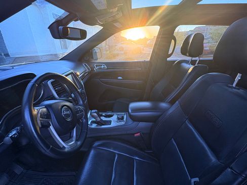 Used 2017 Jeep Grand Cherokee Limited 75th Anniversary image 8