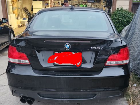 Used 2010 BMW 135i Coupe image 2