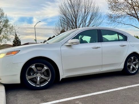 Used 2011 Acura TL SH-AWD image 1