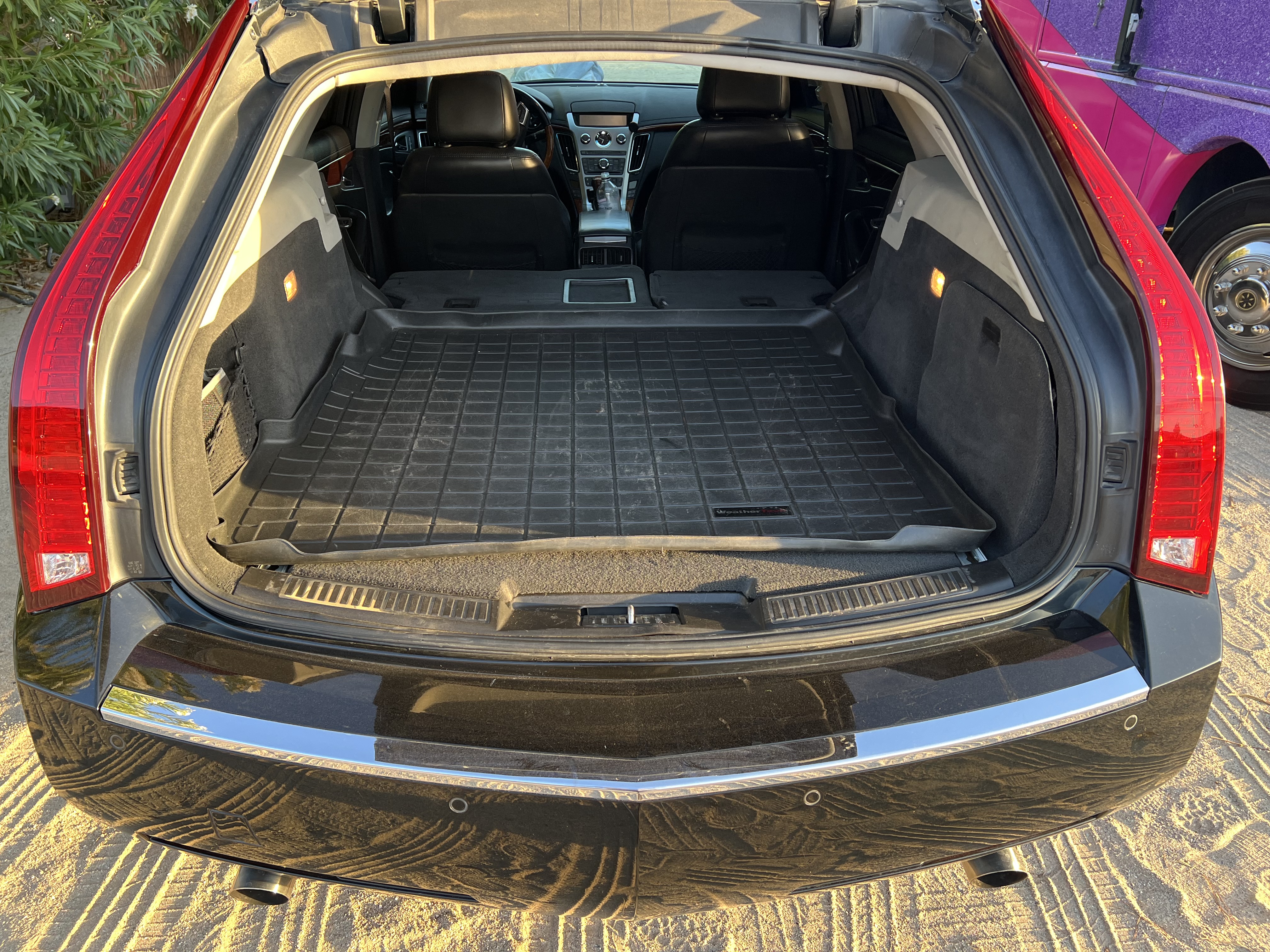 Used 2010 Cadillac CTS Premium RWD image 21