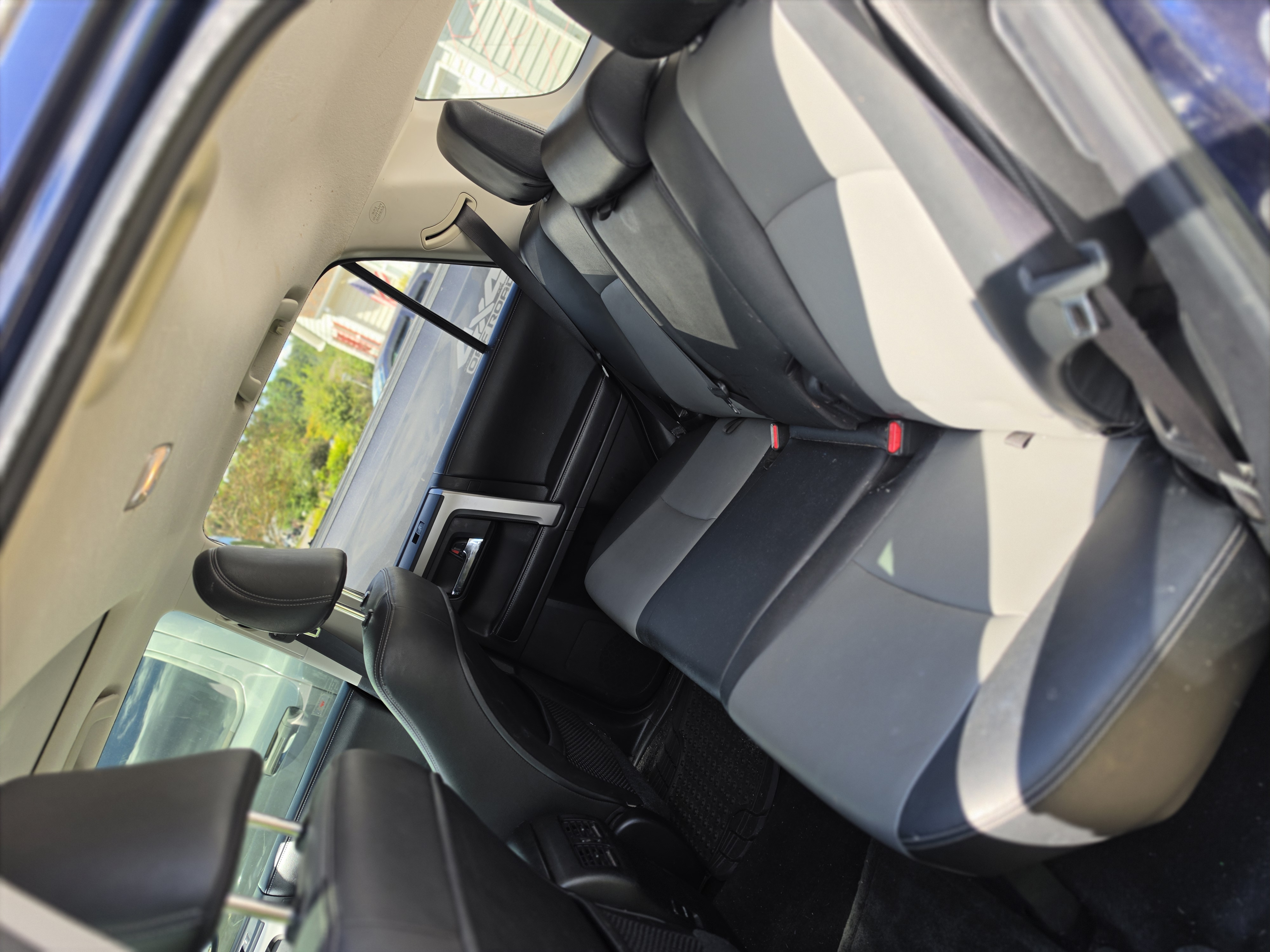 Used 2016 Toyota 4Runner SR5 Premium RWD image 17