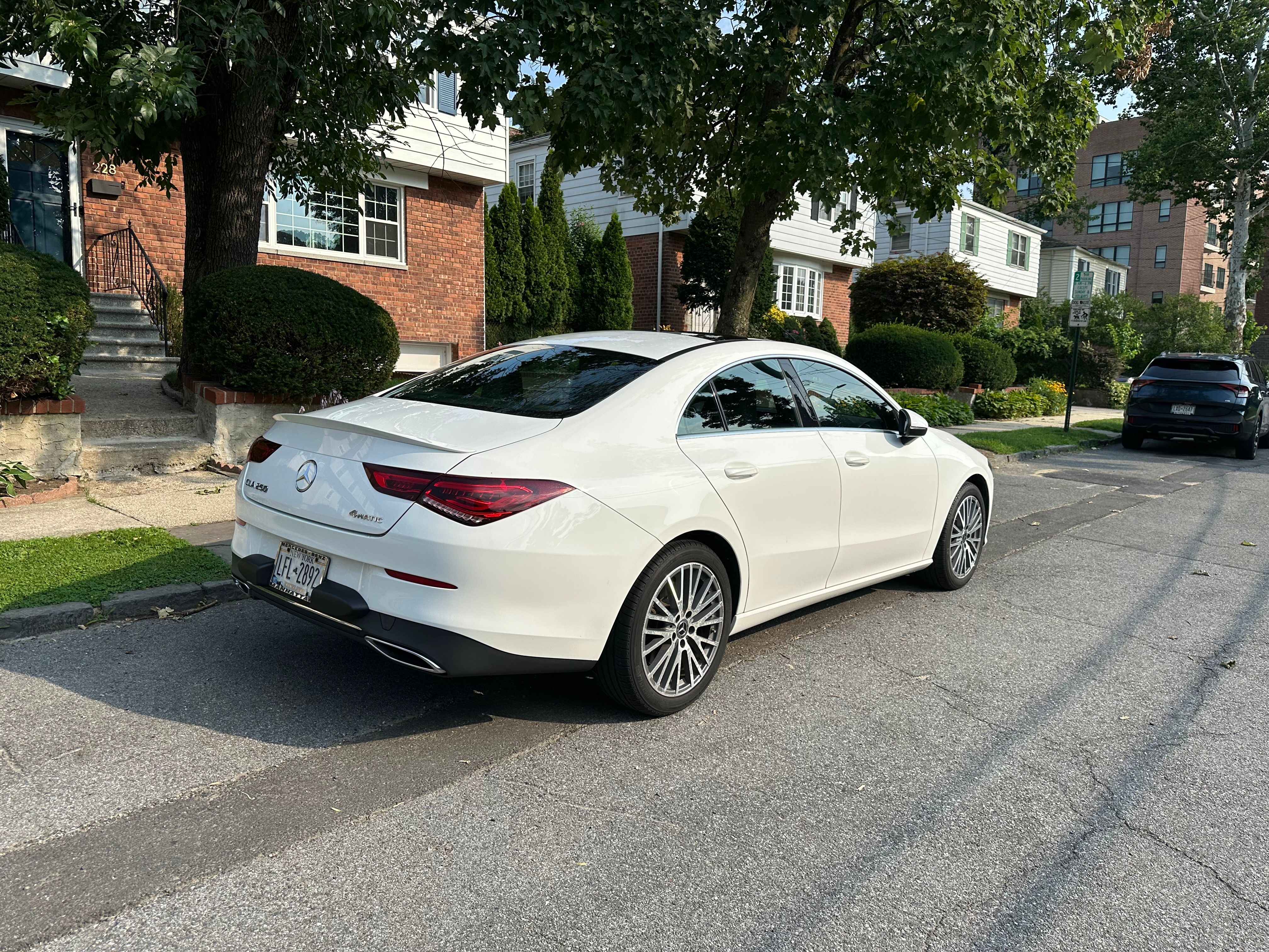 Used 2020 Mercedes-Benz CLA 250 4MATIC image 6