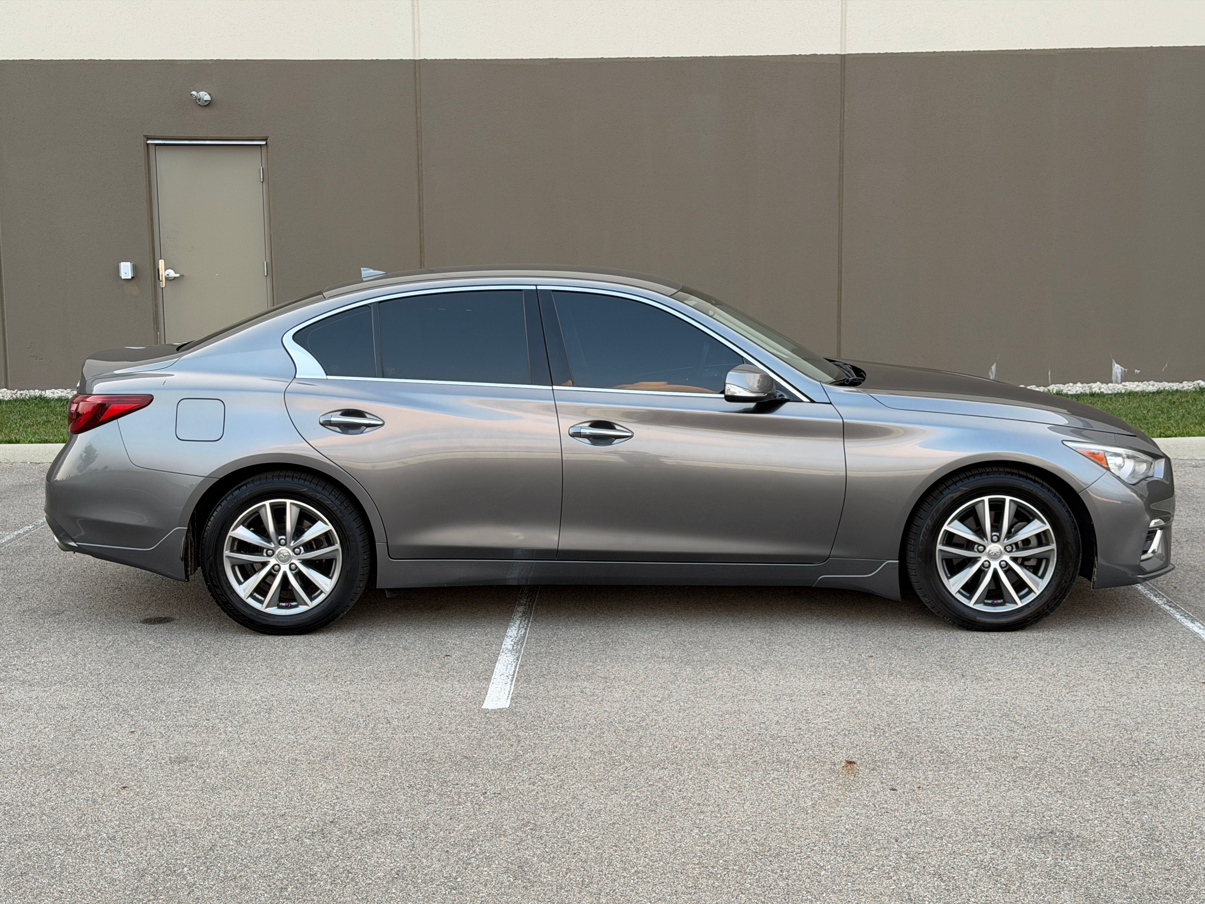 Used 2021 INFINITI Q50 Pure w/ Cargo Package AWD/4WD image 9