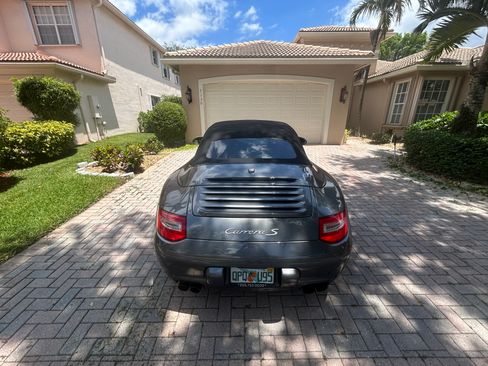 Used 2009 Porsche 911 Carrera S RWD image 5