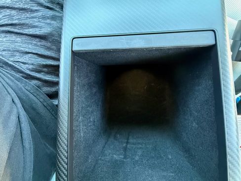 Used 2022 Tesla Model X Plaid image 17