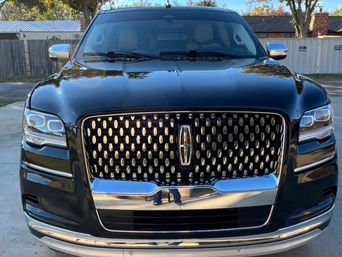 Used 2023 Lincoln Navigator L Black Label image 13