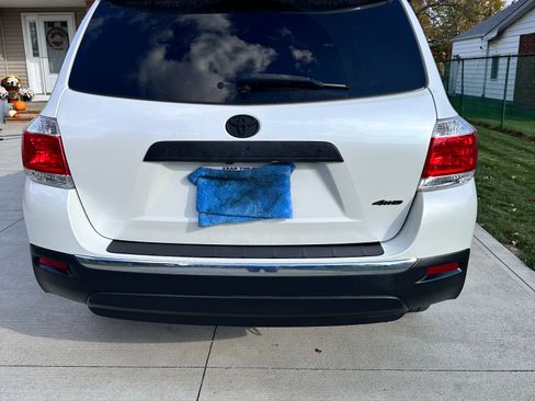 Used 2012 Toyota Highlander Limited image 11