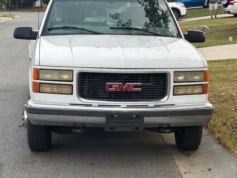 Used 2000 GMC Sierra 3500 2WD Crew Cab w/ SLE Marketing Option Pkg 3 image 2