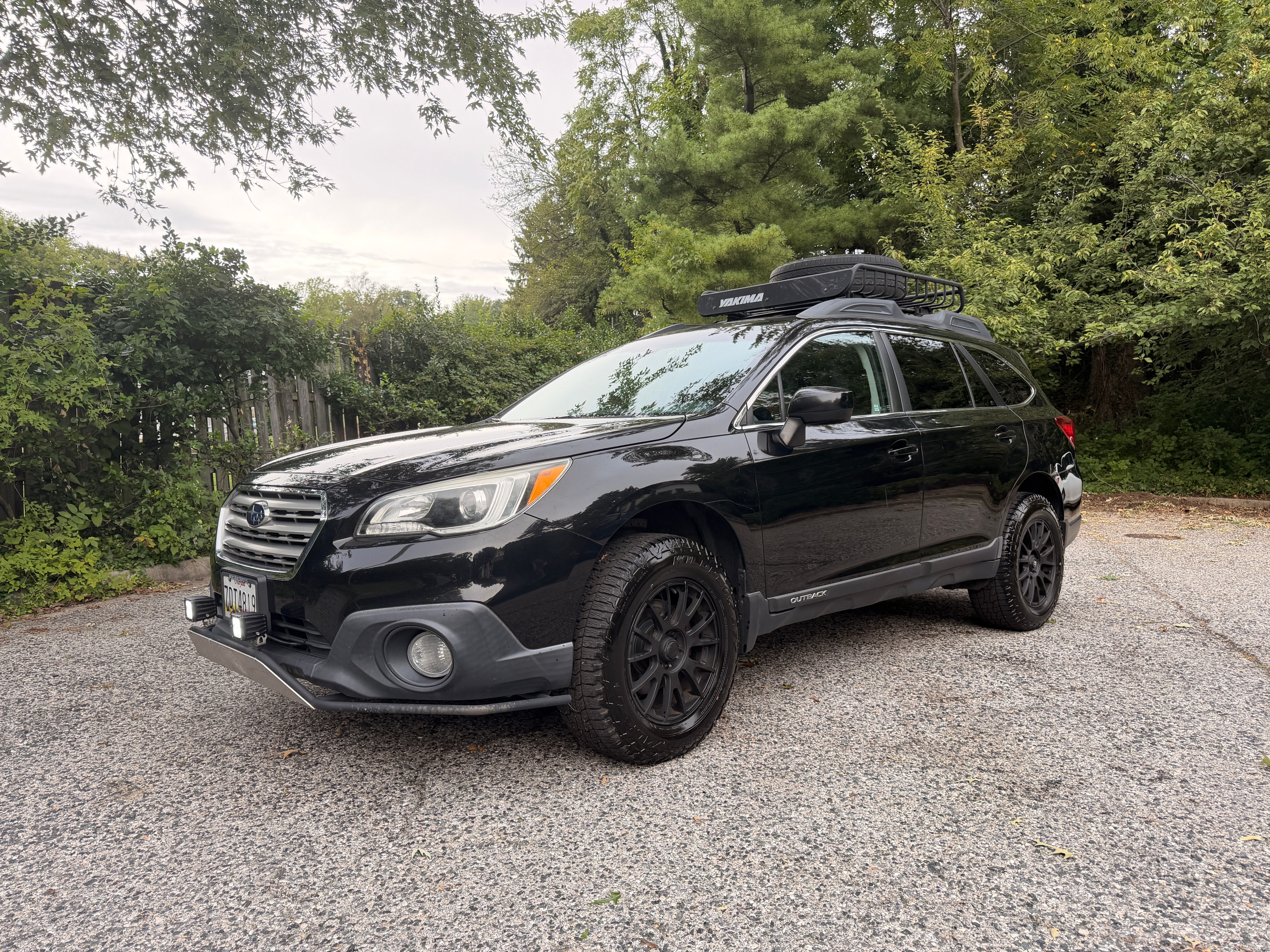 Used 2016 Subaru Outback 2.5i Premium AWD/4WD image 1