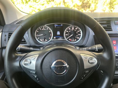 Used 2019 Nissan Sentra S image 12