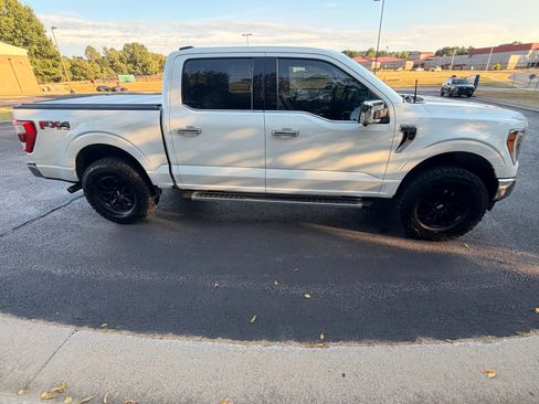 Used 2022 Ford F150 Lariat AWD/4WD image 4