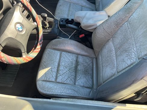 Used 1999 BMW 323i 323i Convertible 2D image 24