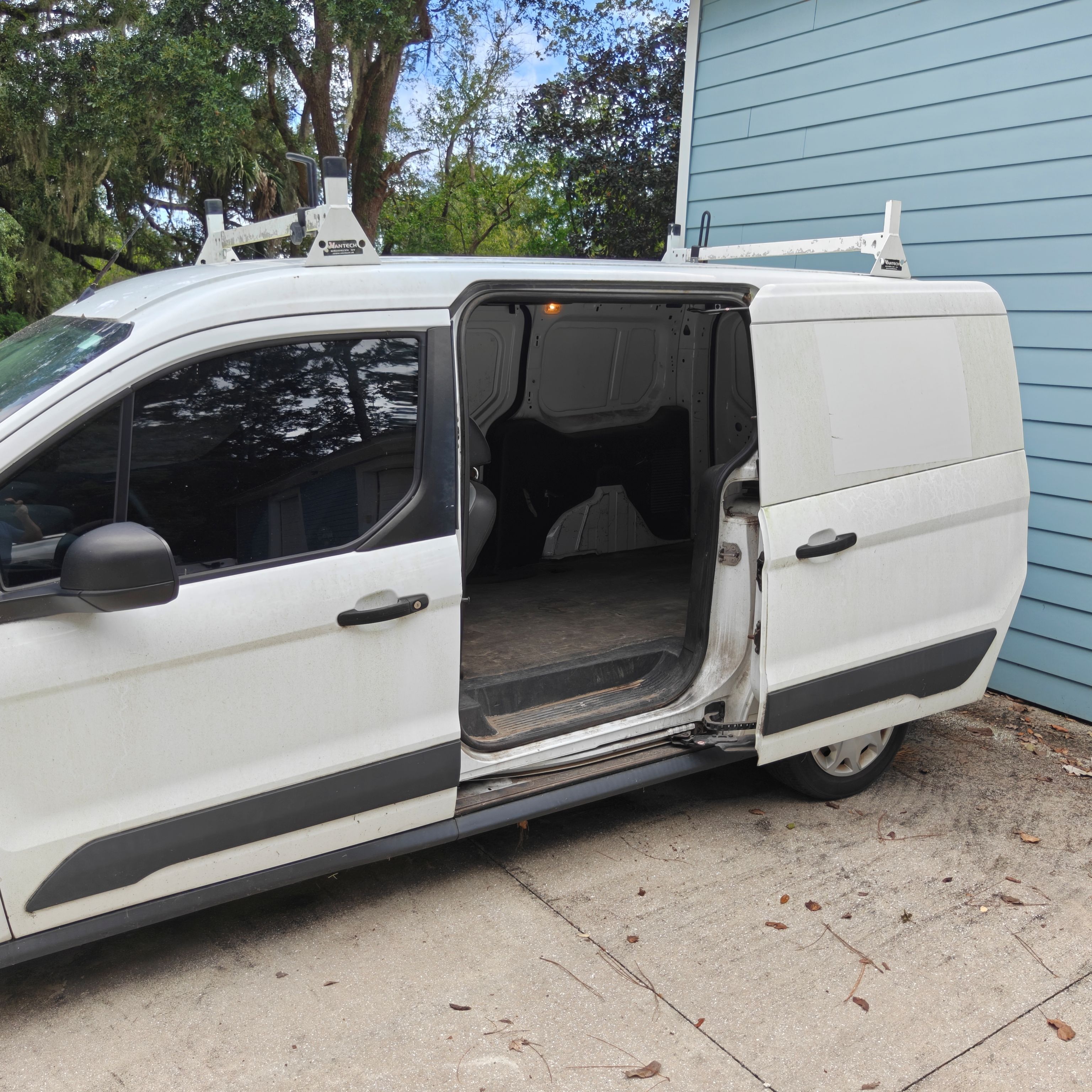 Used 2016 Ford Transit Connect XL FWD image 4