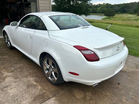 Used 2006 Lexus SC 430 Convertible RWD image 10