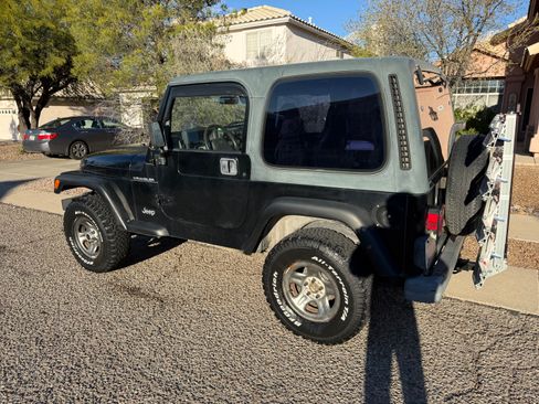 Used 2000 Jeep Wrangler SE image 4