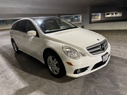 Used 2008 Mercedes-Benz R 350 4MATIC image 4