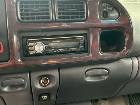 Used 2002 Dodge Ram 2500 Truck 4x4 Quad Cab image 13