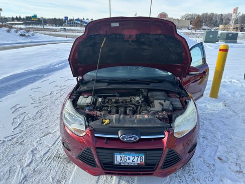 Used 2014 Ford Focus SE w/ SE Winter Package image 22