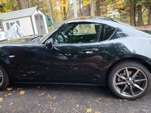 Used 2021 MAZDA MX-5 Miata RF Grand Touring image 9