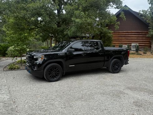Used 2021 GMC Sierra 1500 Elevation AWD/4WD image 1
