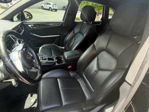 Used 2018 Porsche Macan S AWD/4WD image 19