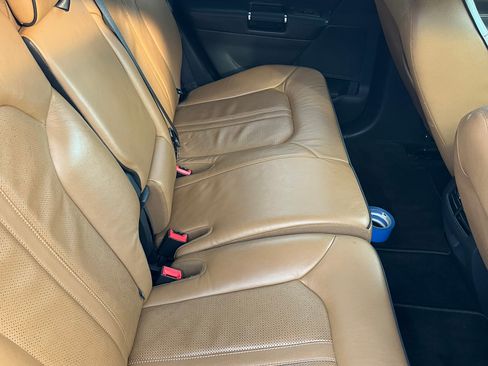 Used 2013 Lincoln MKX FWD image 12