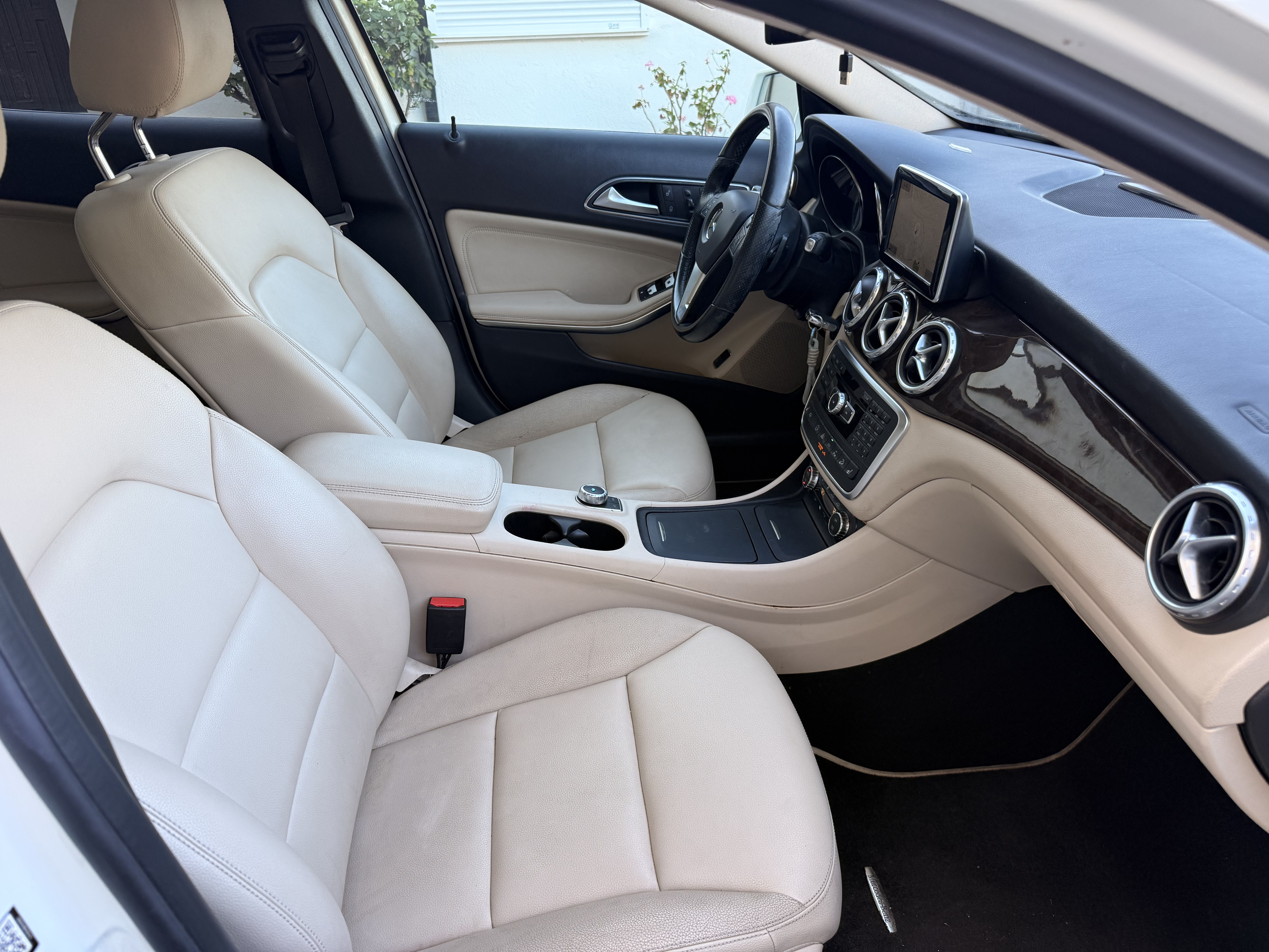 Used 2015 Mercedes-Benz GLA 250 4MATIC image 22