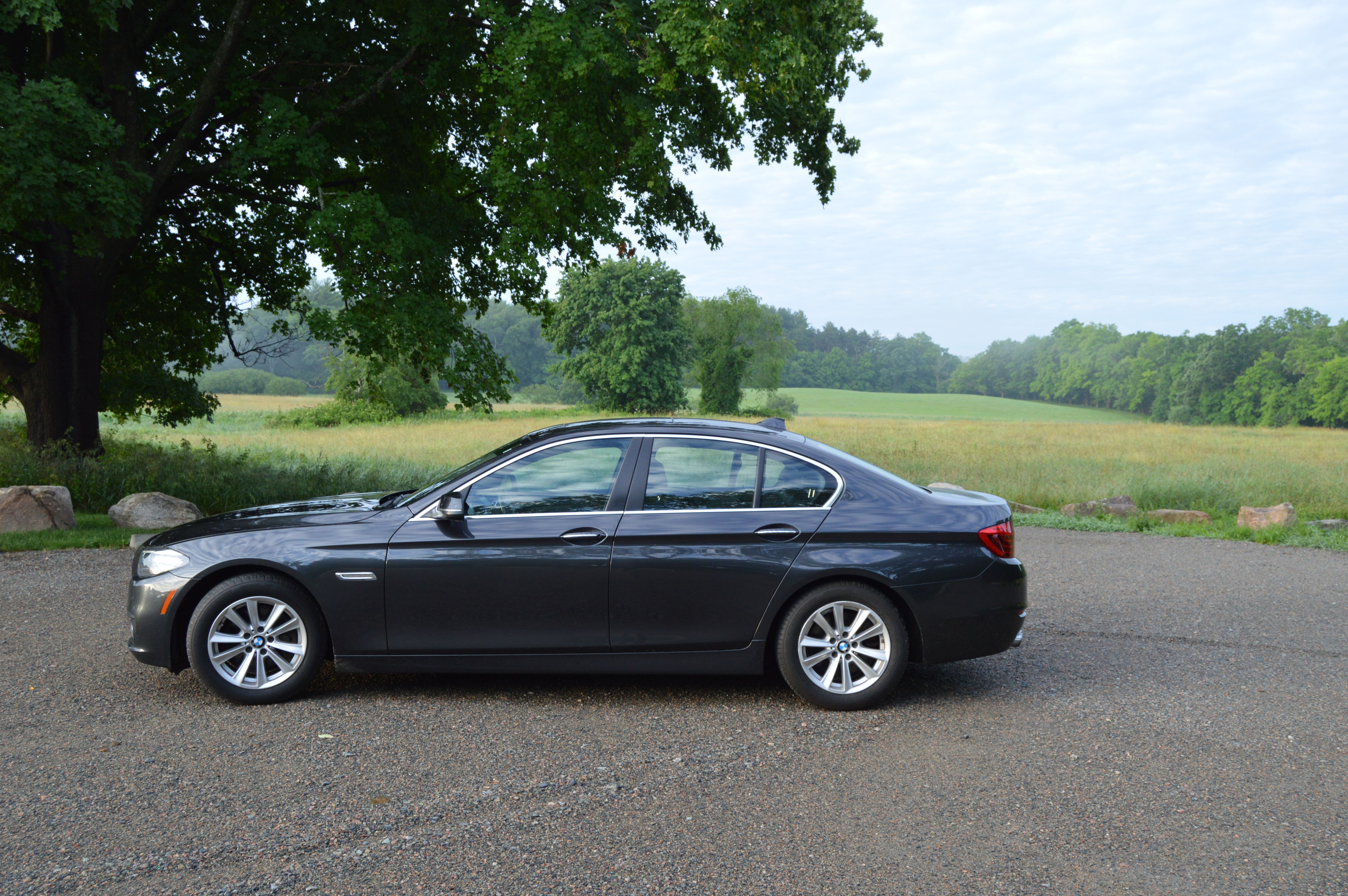 Used 2016 BMW 528i xDrive Sedan AWD/4WD image 2