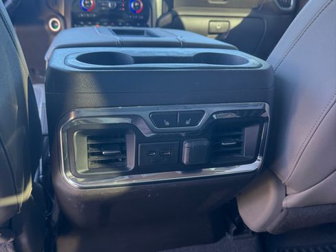 Used 2019 Chevrolet Silverado 1500 LTZ w/ LTZ Premium Package image 16