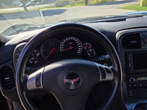 Used 2009 Chevrolet Corvette Z06 w/ Preferred Equipment Group image 10