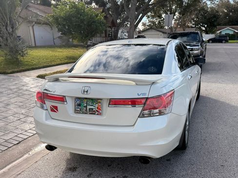 Used 2011 Honda Accord EX-L image 11