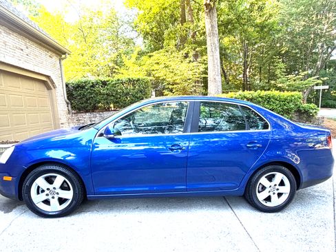 Used 2008 Volkswagen Jetta SE FWD image 1