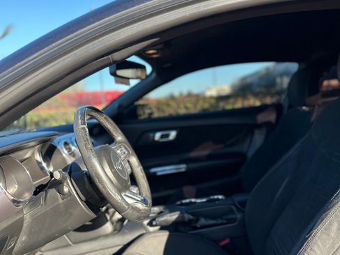 Used 2015 Ford Mustang GT image 16