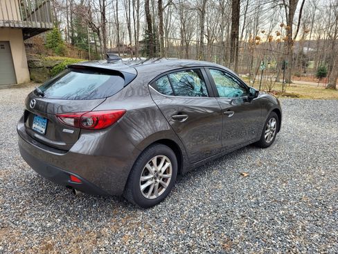 Used 2015 MAZDA MAZDA3 i Grand Touring image 4