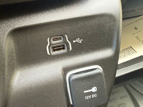 Used 2024 RAM ProMaster 3500 FWD image 21
