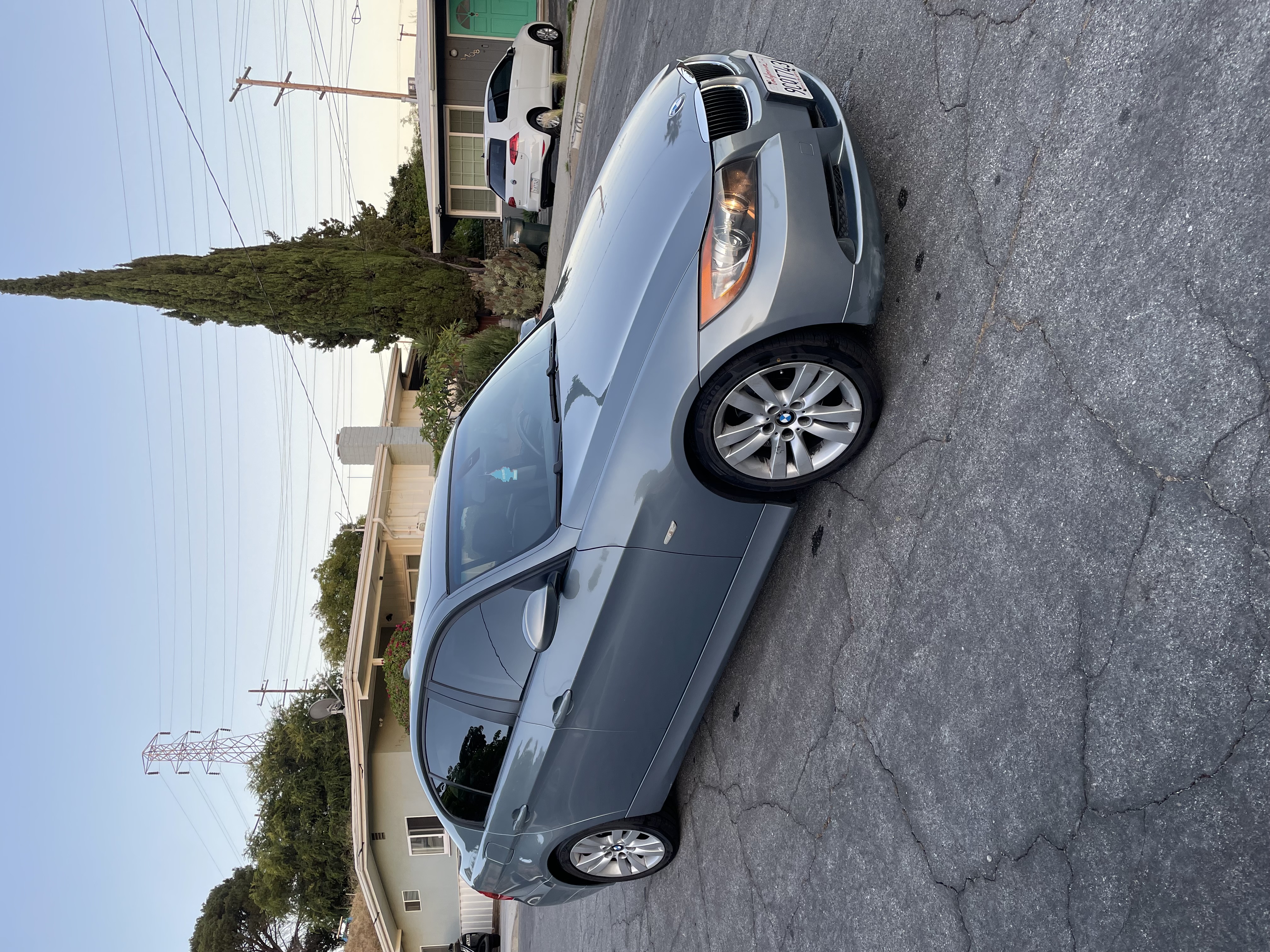 Used 2006 BMW 325i Sedan RWD image 1