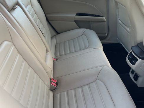 Used 2014 Ford Fusion SE w/ Equipment Group 502A image 6