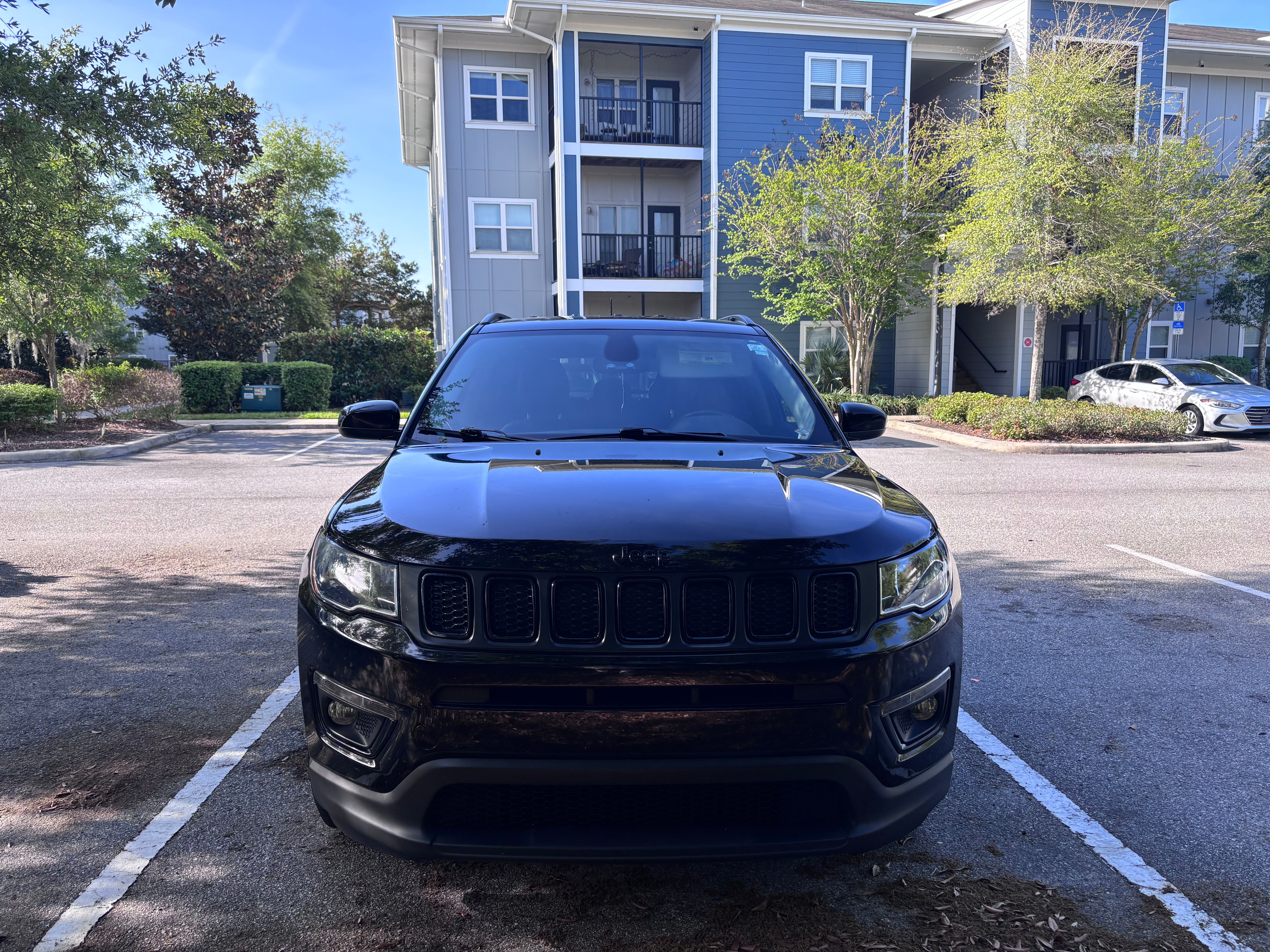 Used 2021 Jeep Compass Latitude FWD image 5