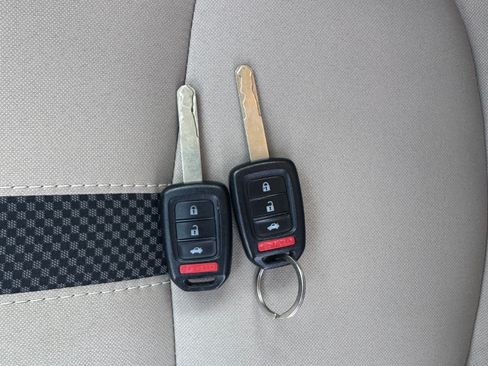 Used 2021 Honda Civic LX image 17