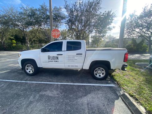Used 2022 Chevrolet Colorado W/T image 10