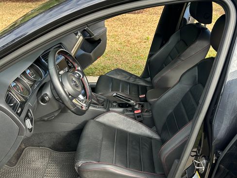 Used 2015 Volkswagen GTI Autobahn image 12