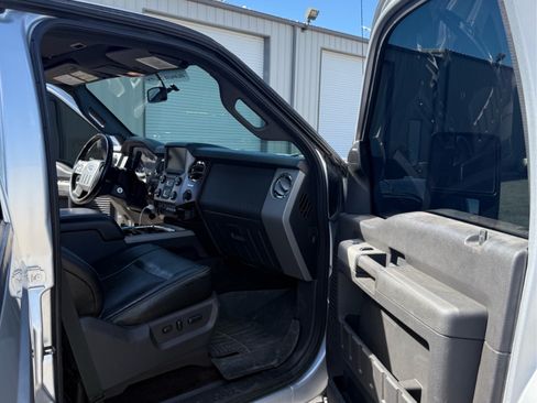 Used 2016 Ford F350 Lariat w/ Lariat Ultimate Package image 13