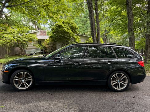 Used 2014 BMW 328d xDrive Wagon AWD/4WD image 2